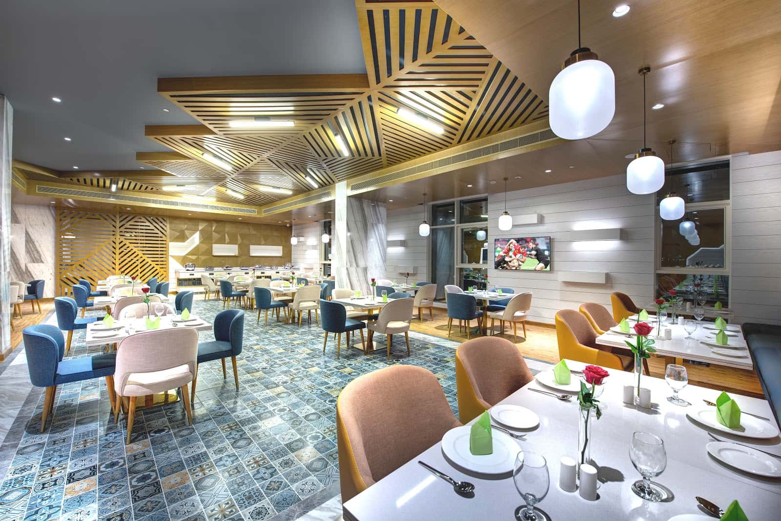 Fusion Restaurant in Al Barsha– The S Hotel Dubai