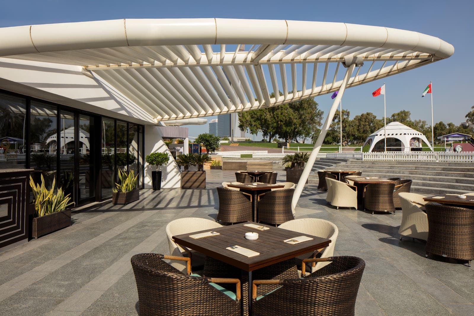 Jones the Grocer, Emirates Golf Club (Dubai) - Image 1