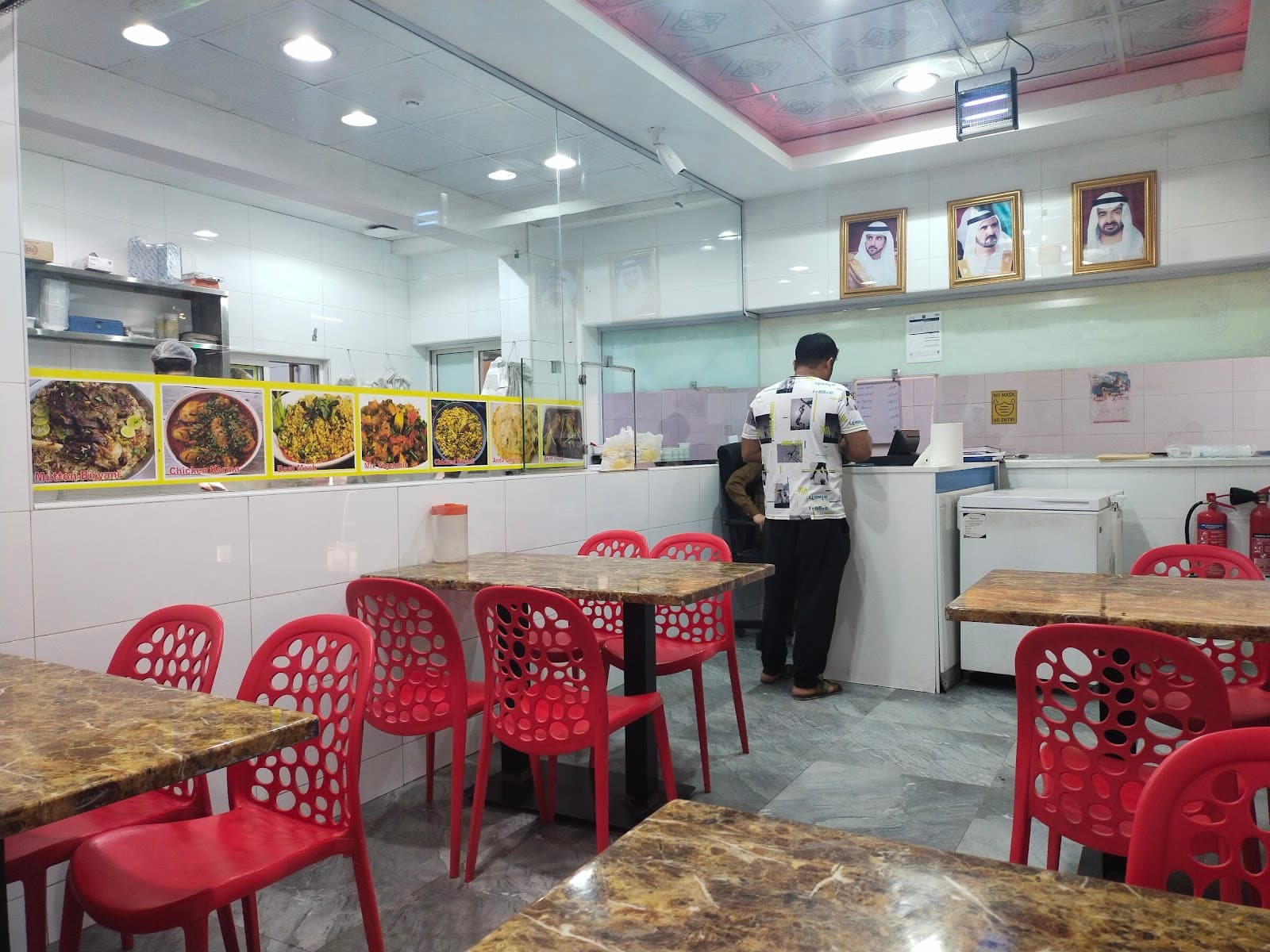 Qaser Al Qouze Jadeed Traditional Kitchen And Restaurant LLC - Image 1