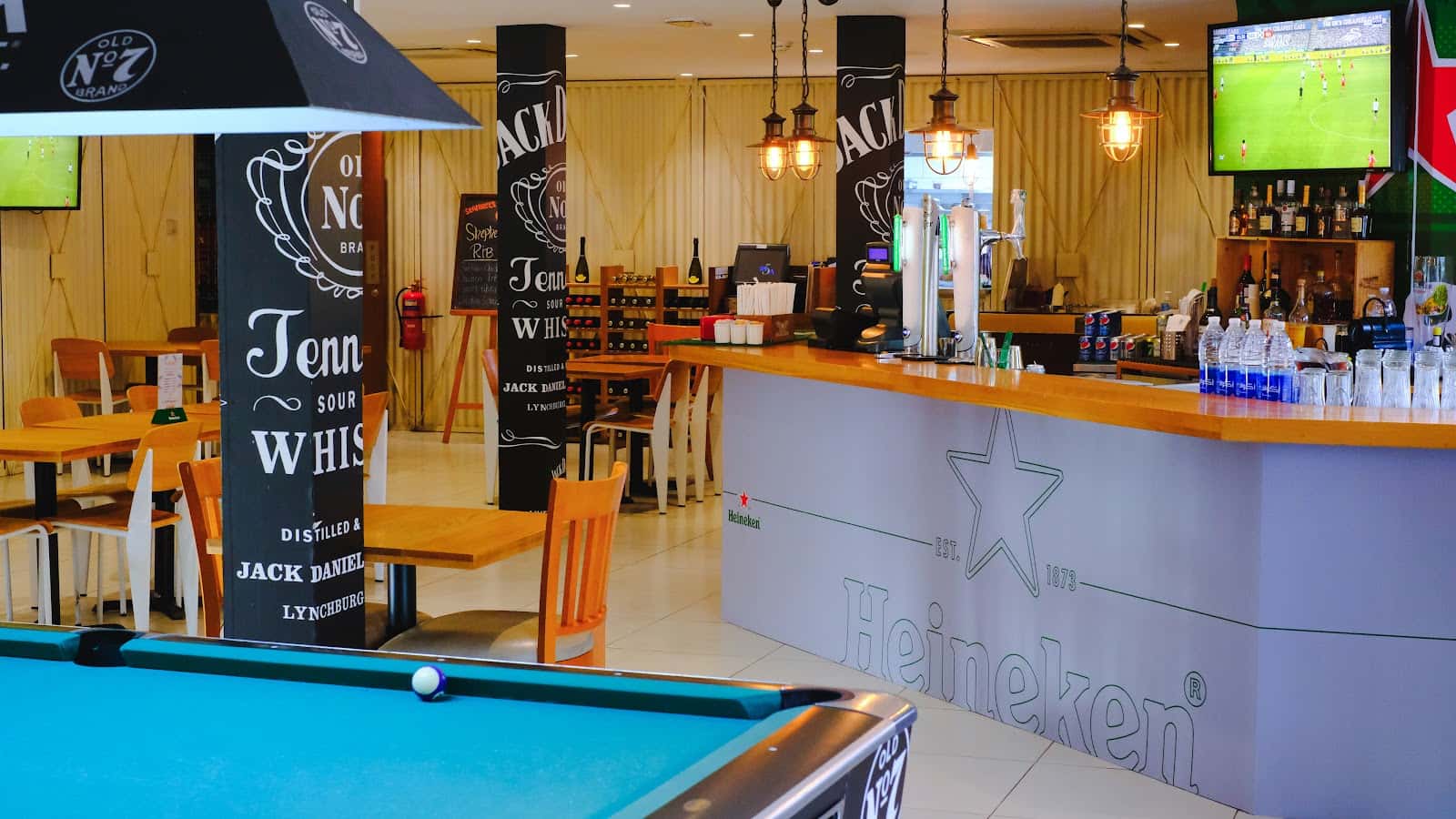 Seafarers Bar & kitchen