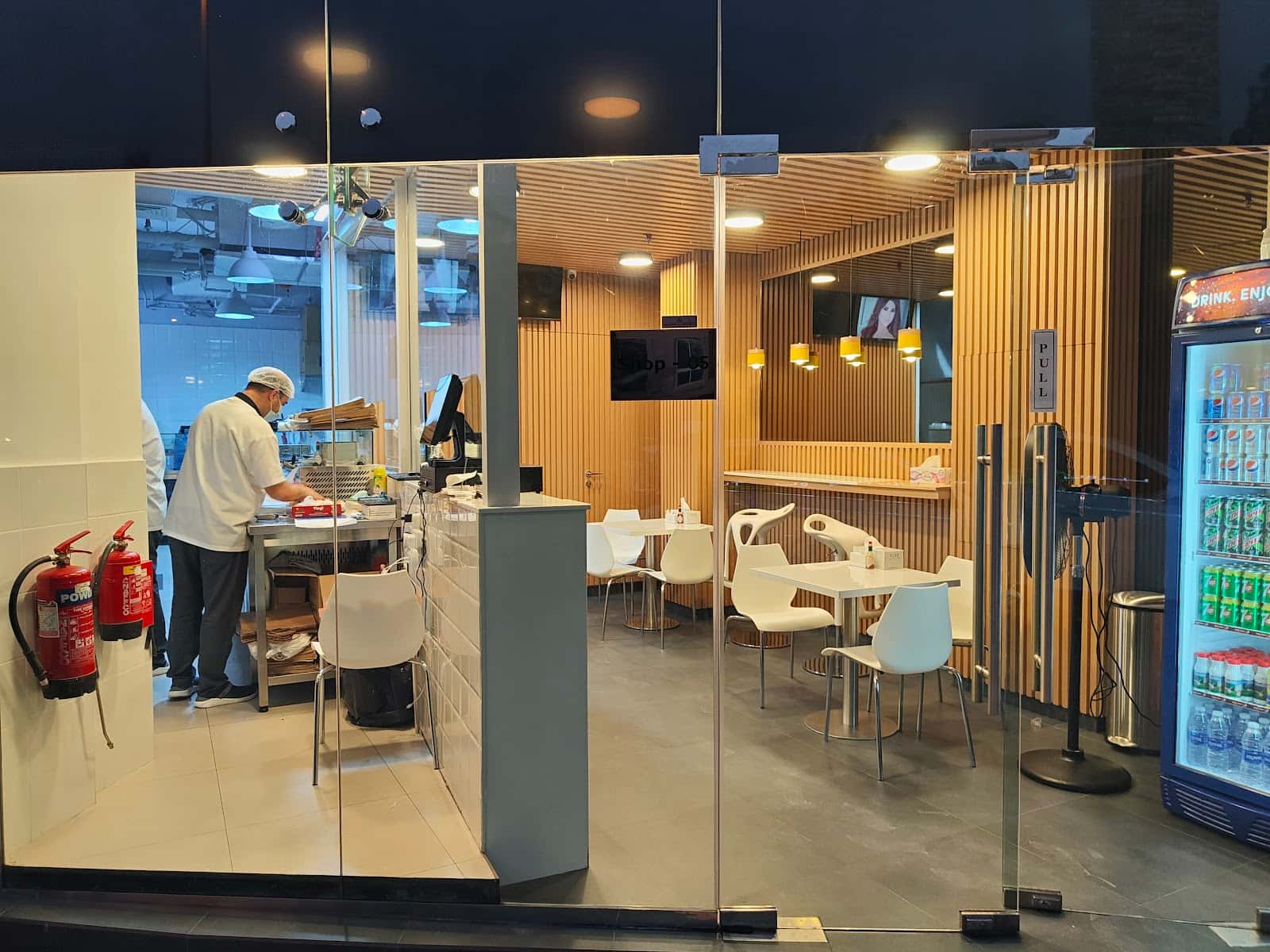 SNACK BEIRUT Restaurant