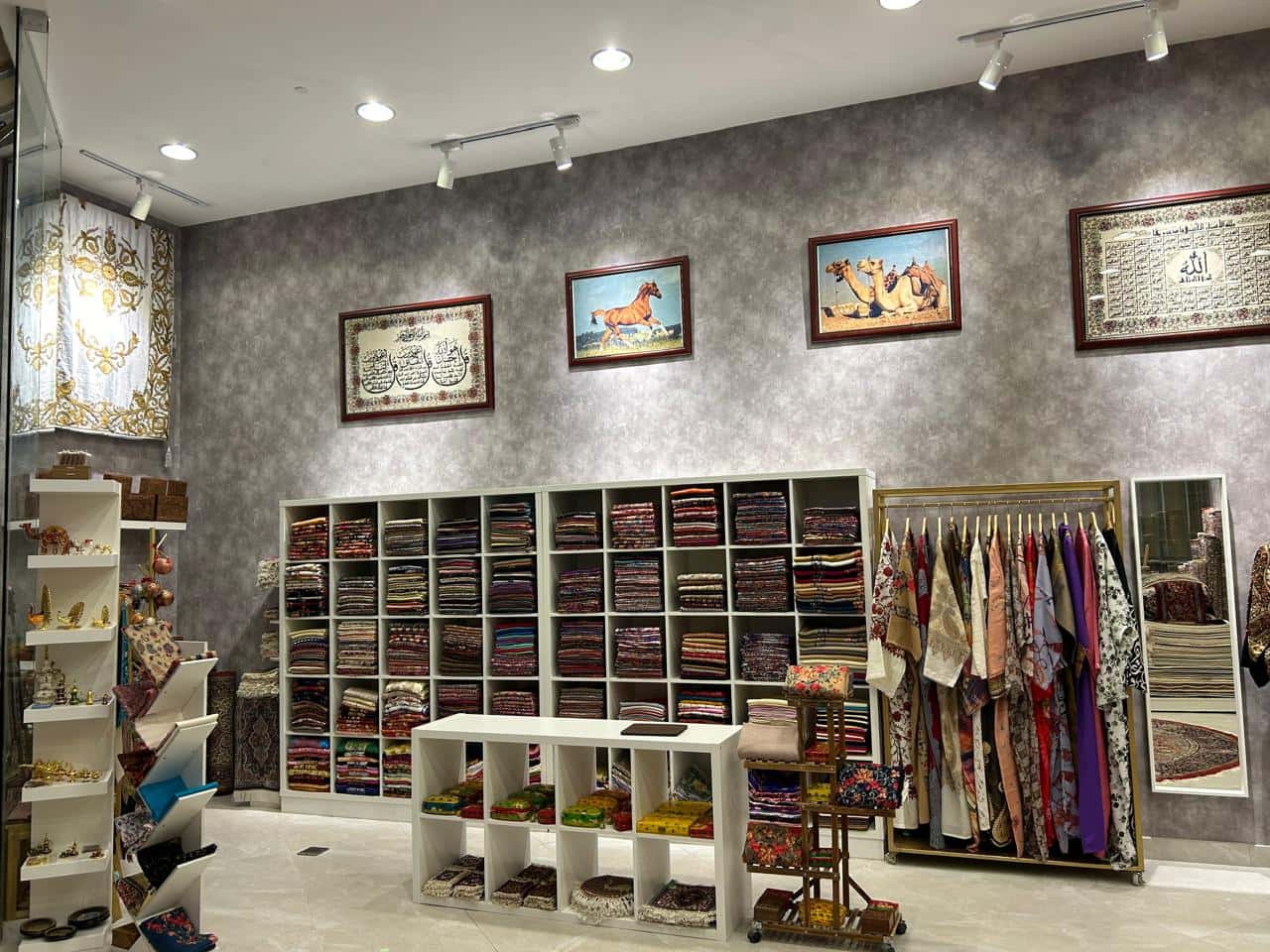 L'Heritage - Kashmir